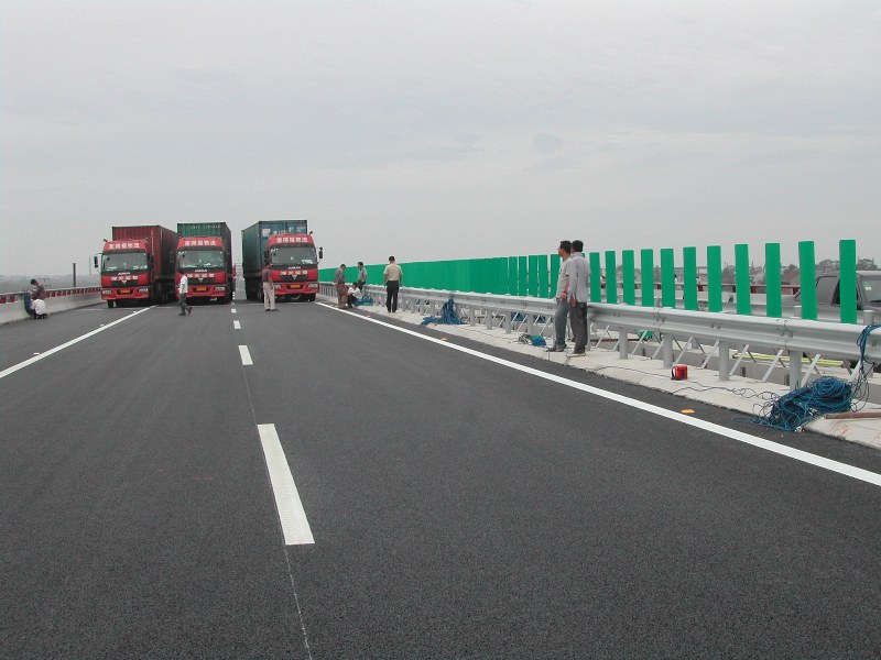 葛南公司監(jiān)測(cè)儀器在江蘇沿海高速公路大橋
