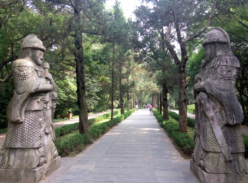 葛南公司靜力水準(zhǔn)儀、鋼板計(jì)、單點(diǎn)數(shù)采模塊安裝在南京明孝陵古建筑監(jiān)測(cè)